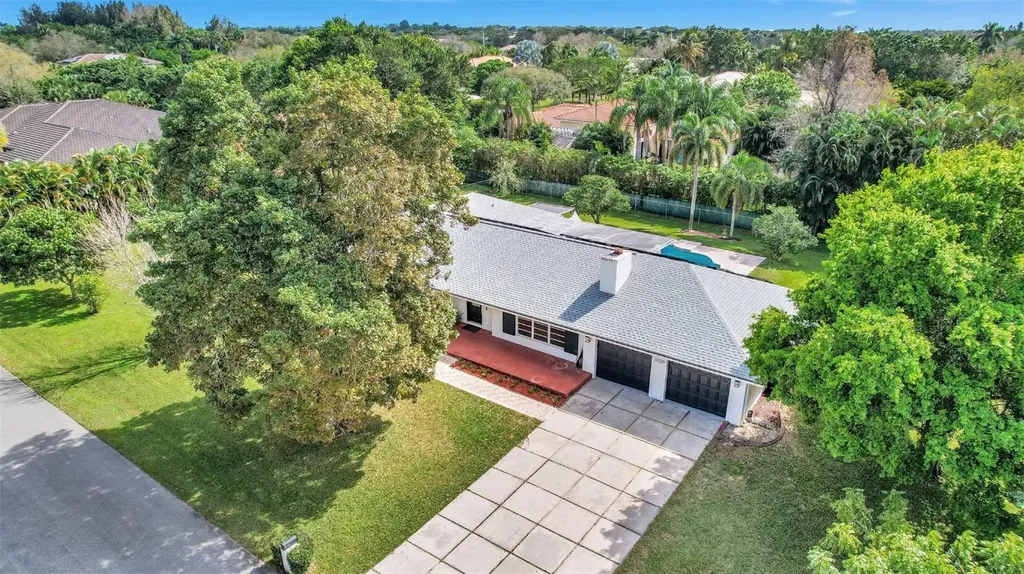 13220 SW 28th Place Davie FL 33330