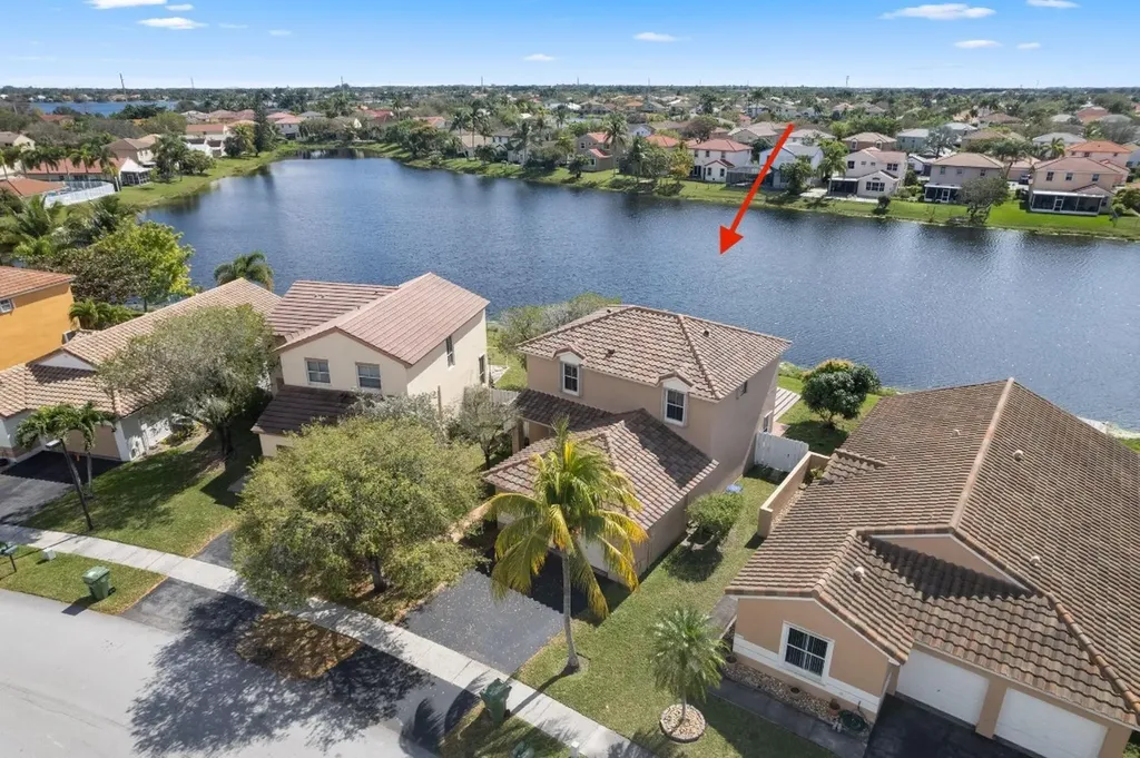 18524 NW 22nd Street Pembroke Pines FL 33029