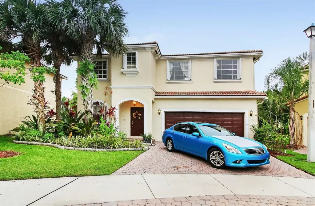 12690 NW 8th Court Coral Springs FL 33071