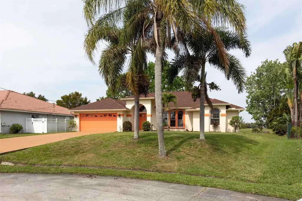 2812 SW Kasson Court Port St Lucie FL 34953