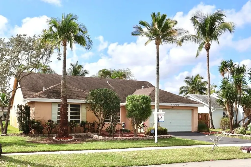 11820 NW 42nd Street Sunrise FL 33323