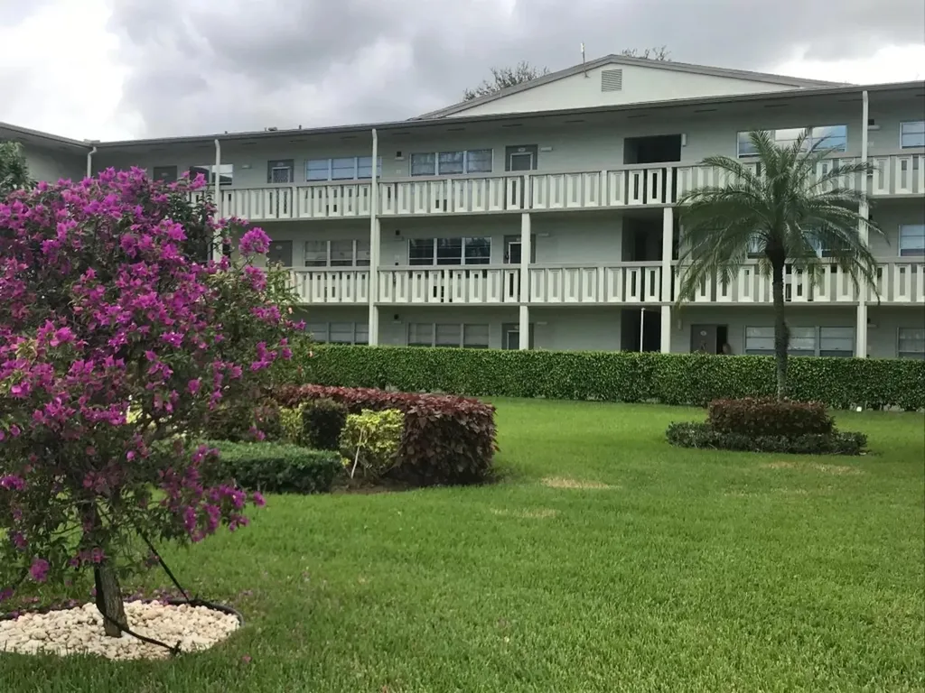21 Dorset A Boca Raton FL 33434