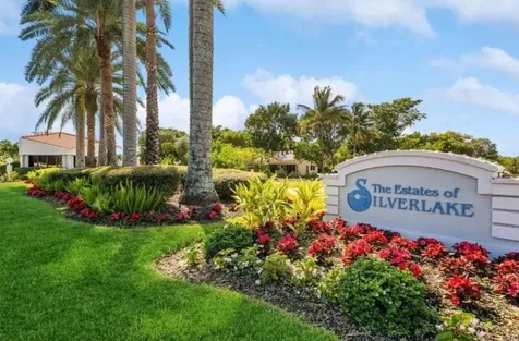 2318 SW 23rd Cranbrook Drive Boynton Beach FL 33436
