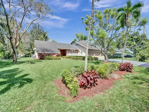 12001 Tara Drive Plantation FL 33325