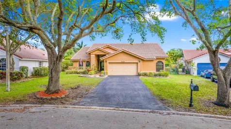 9653 NW 49th Place Coral Springs FL 33076