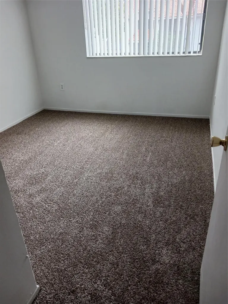 8307 Coral Lake Manor Coral Springs FL 33065