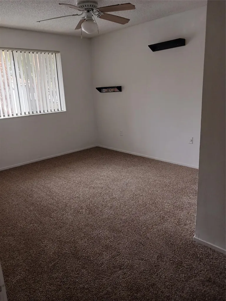 8307 Coral Lake Manor Coral Springs FL 33065