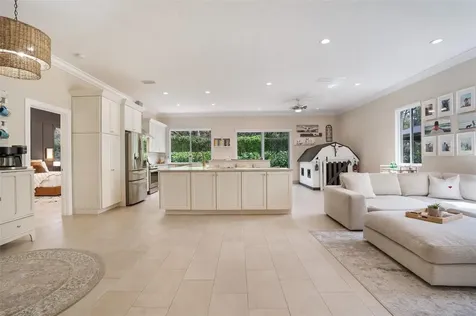 4816 NW 53rd Circle Coconut Creek FL 33073