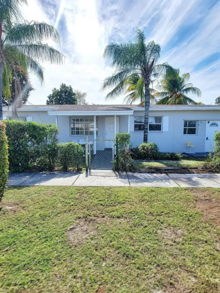 4750 SW 31st Drive West Park FL 33023
