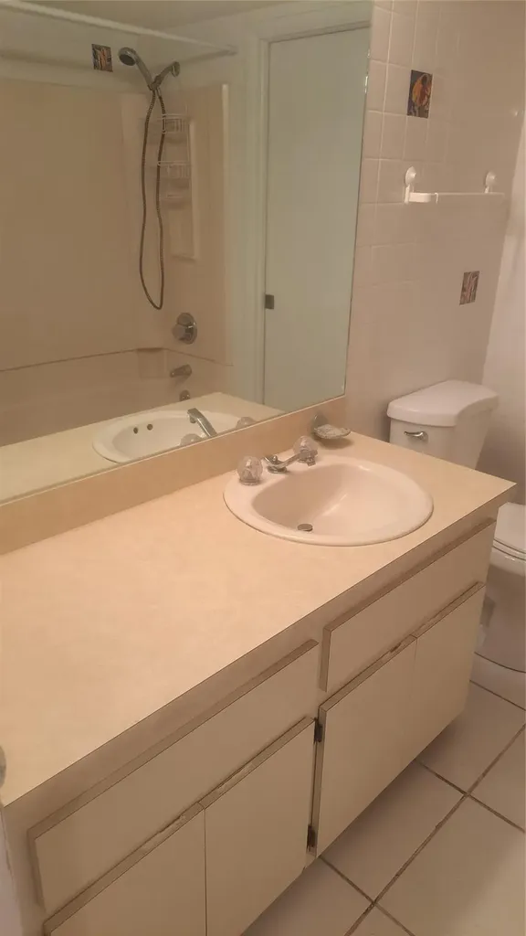 2851 E Golf Boulevard Pompano Beach FL 33064