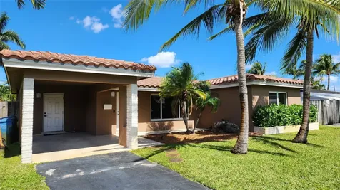 1321 NE 46th Street Oakland Park FL 33334