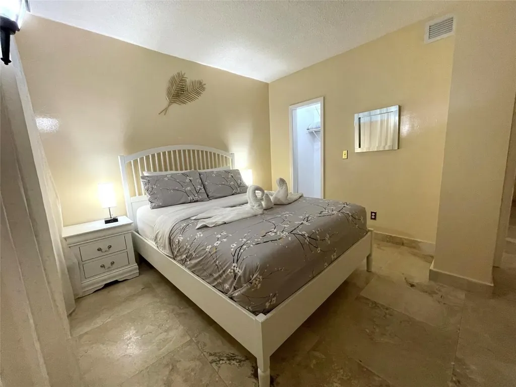 19370 Collins Avenue Sunny Isles Beach FL 33160