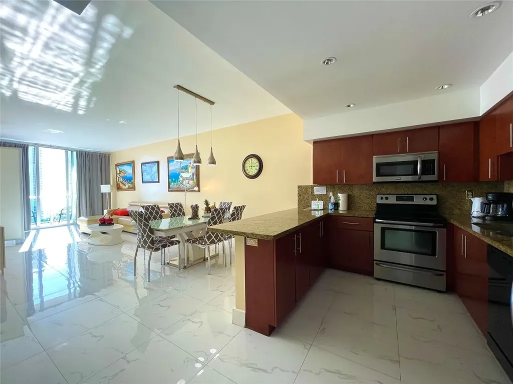 19370 Collins Avenue Sunny Isles Beach FL 33160