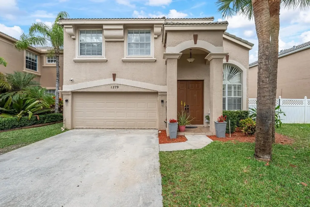 1279 Gembrook Court Royal Palm Beach FL 33411
