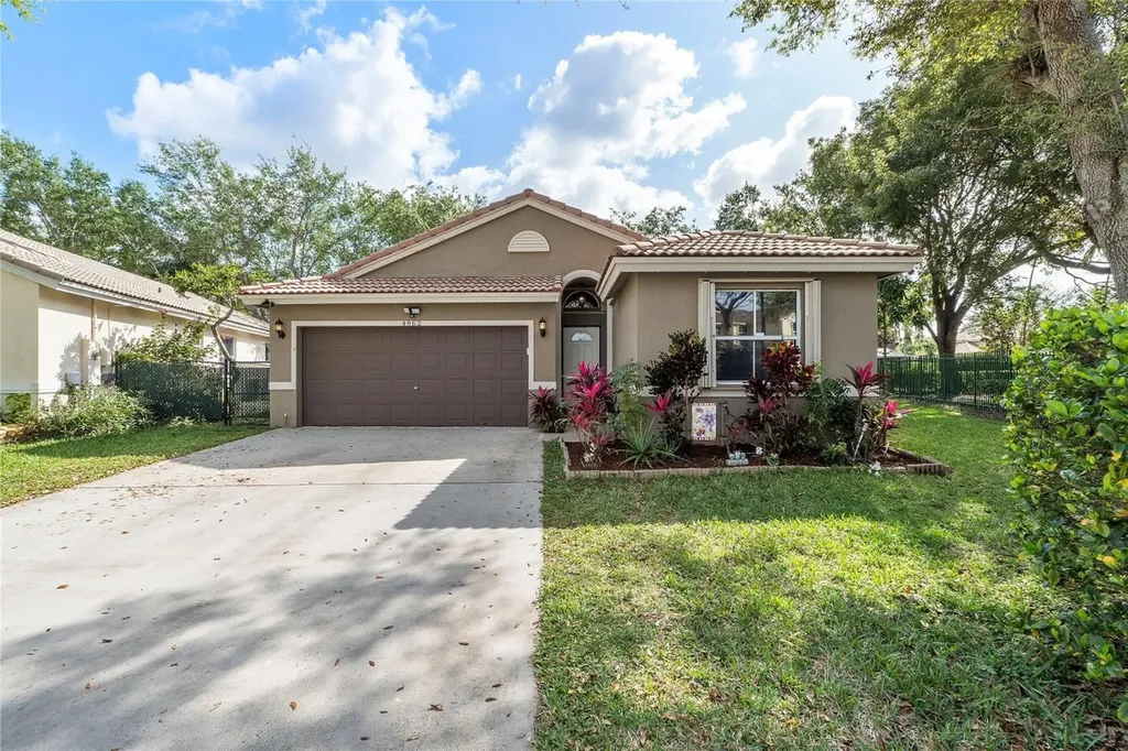 4962 NW 54th Avenue Coconut Creek FL 33073