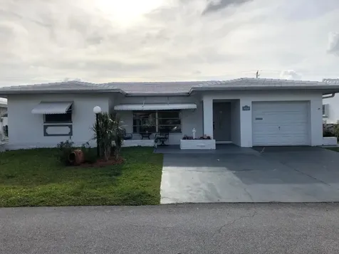 5807 NW 84th Avenue Tamarac FL 33321