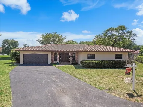 3661 NW 99th Terrace Coral Springs FL 33065