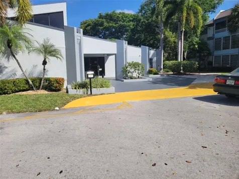 Tamarac FL 33321