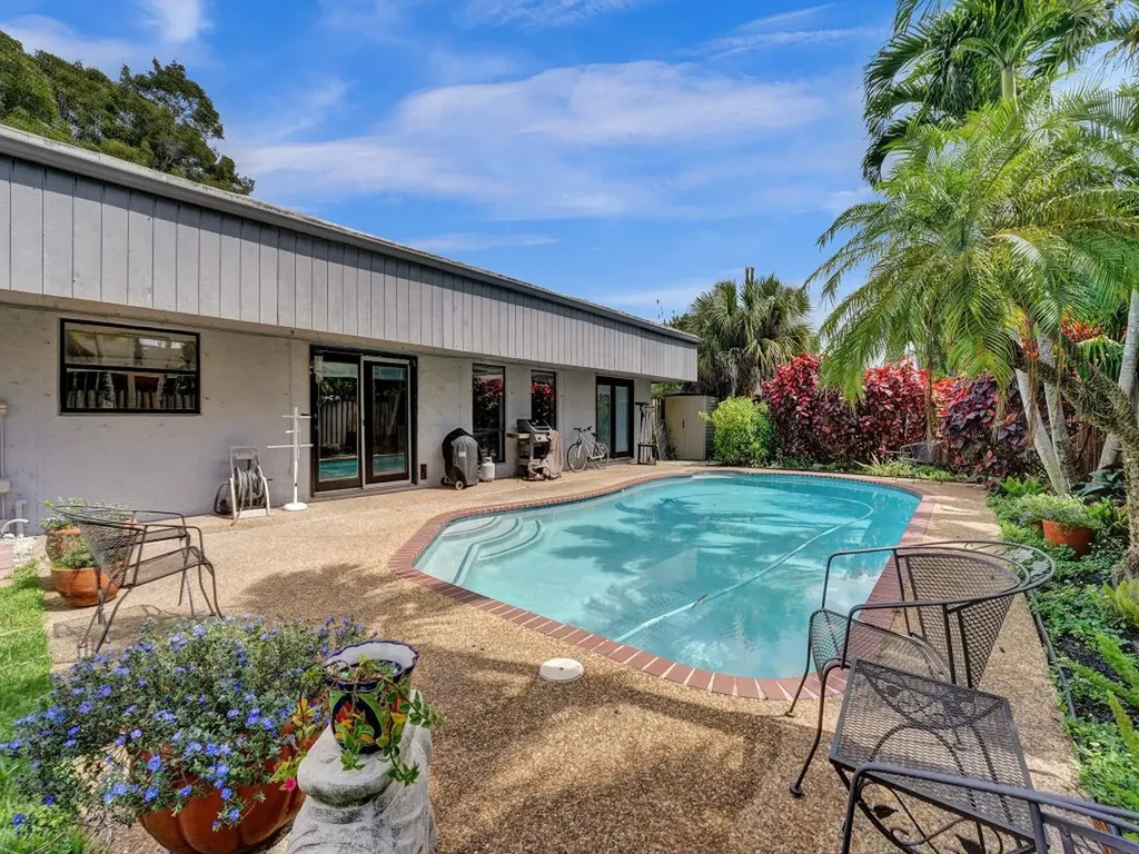 10480 SW 51st Street Cooper City FL 33328