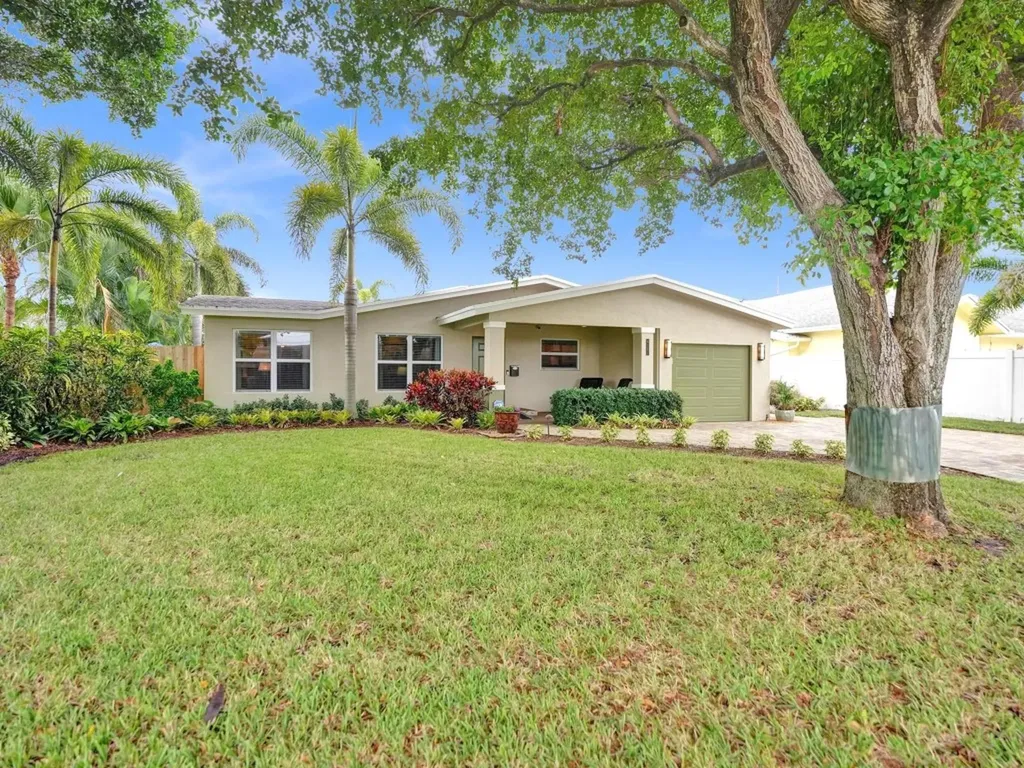 4351 NE 13th Terrace Oakland Park FL 33334
