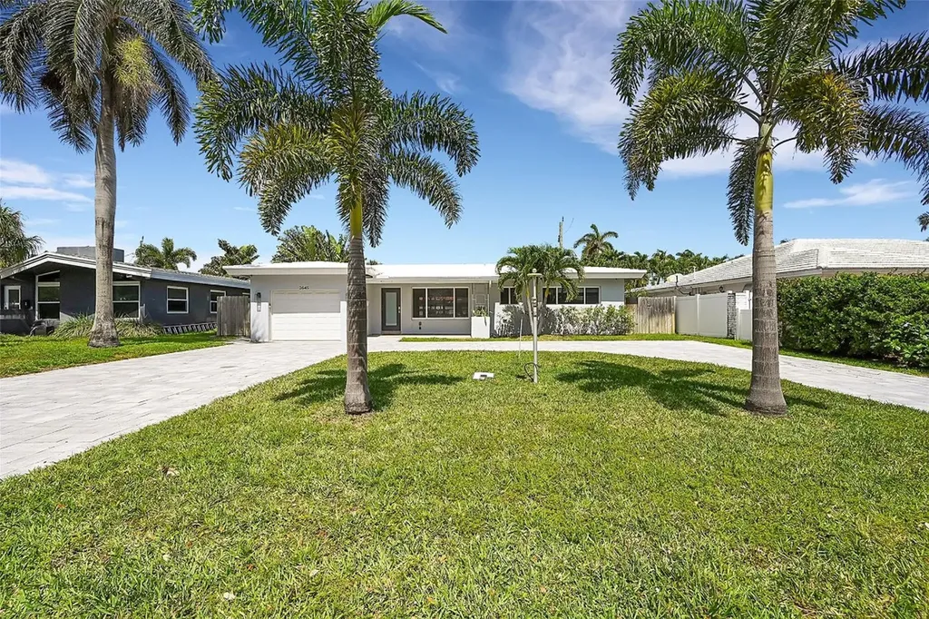 2645 SE 2nd Street Pompano Beach FL 33062