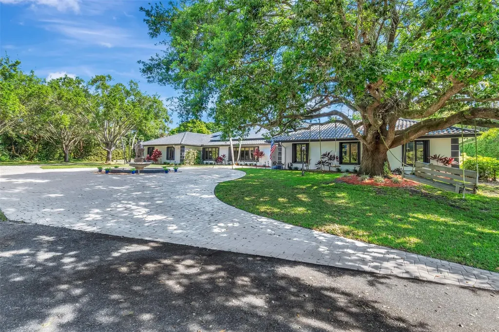 10300 Prestwick Road Boynton Beach FL 33436