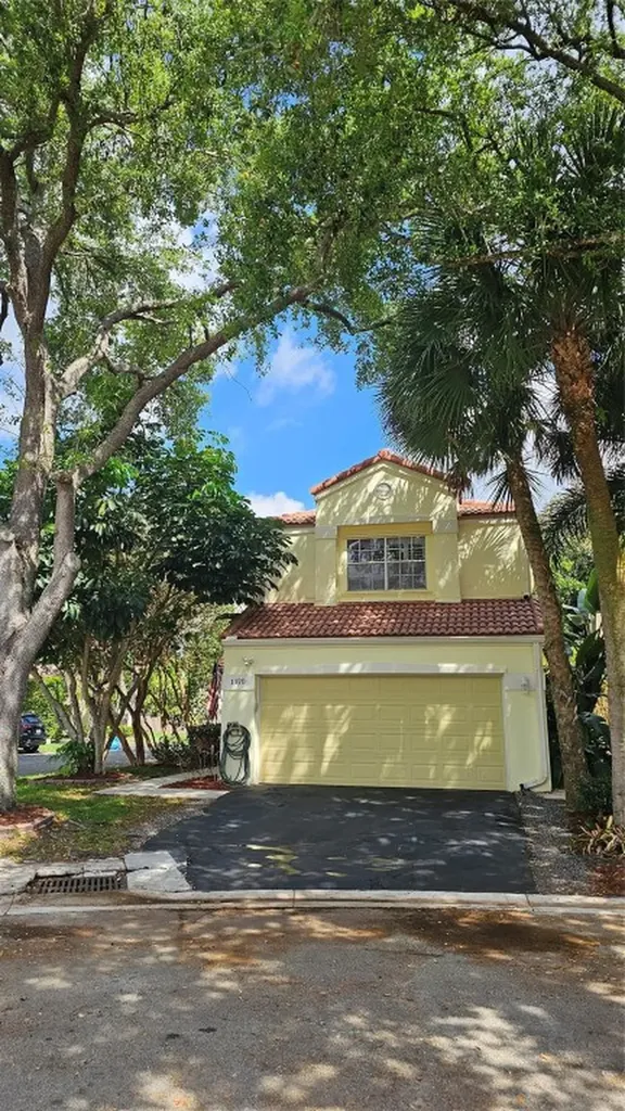 1170 NW 107th Avenue Plantation FL 33322