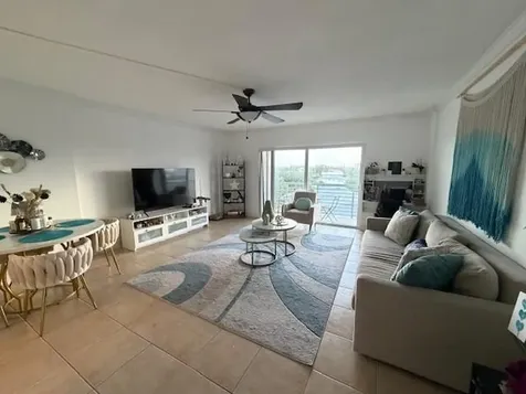 2900 NE 30th Street Fort Lauderdale FL 33306
