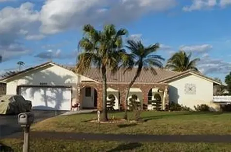 8589 Ramblewood Drive Coral Springs FL 33071