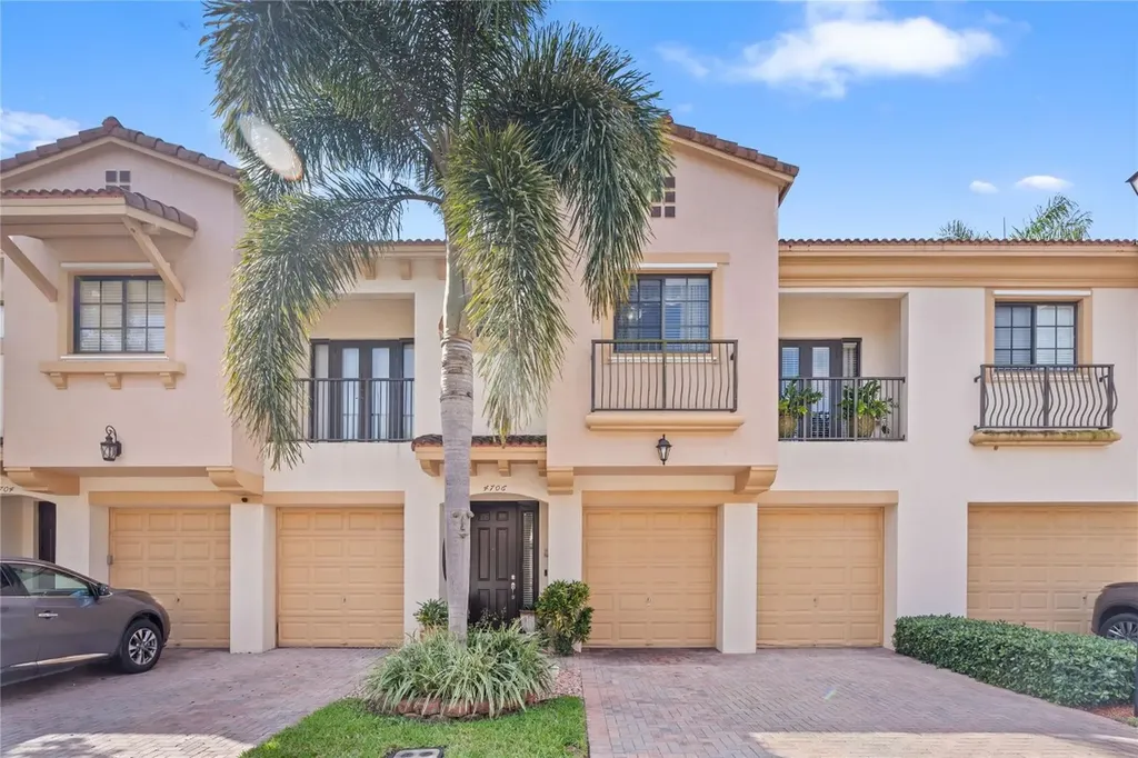 4706 Cypress Street Coconut Creek FL 33073