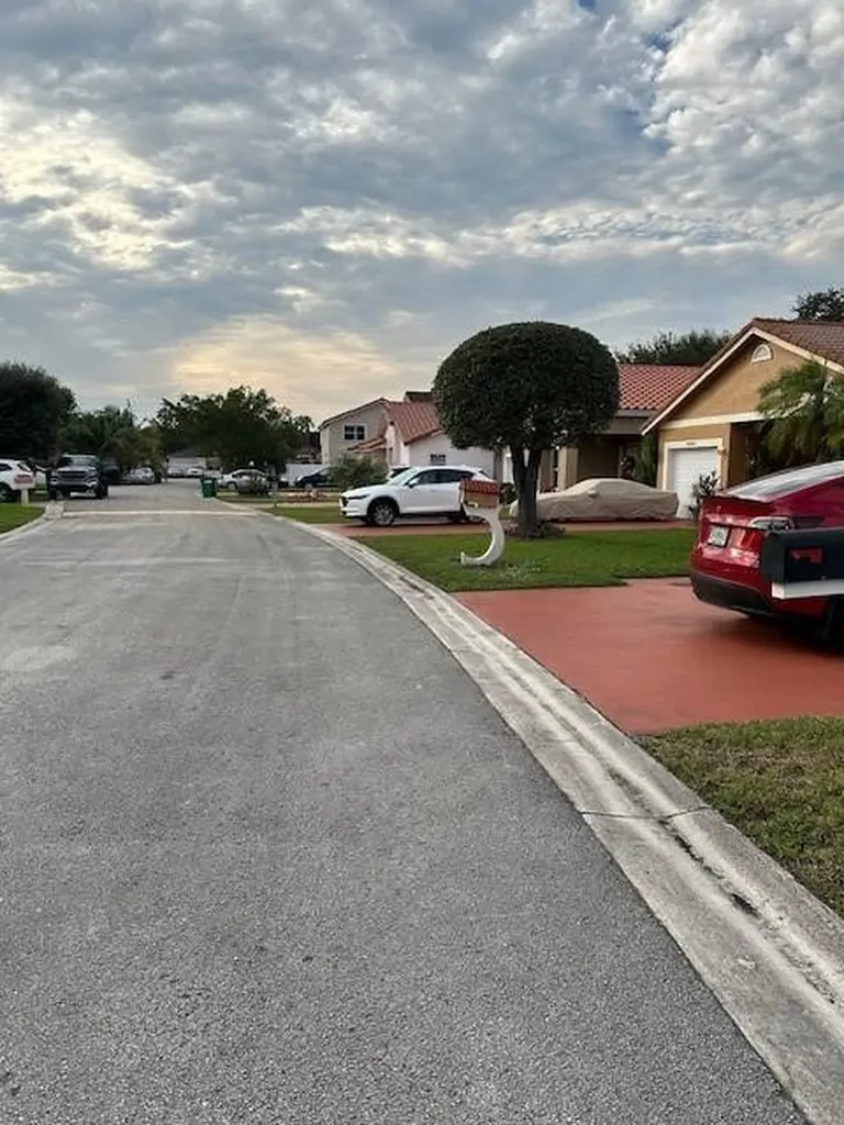 5525 NW 189th Terrace Miami Gardens FL 33055