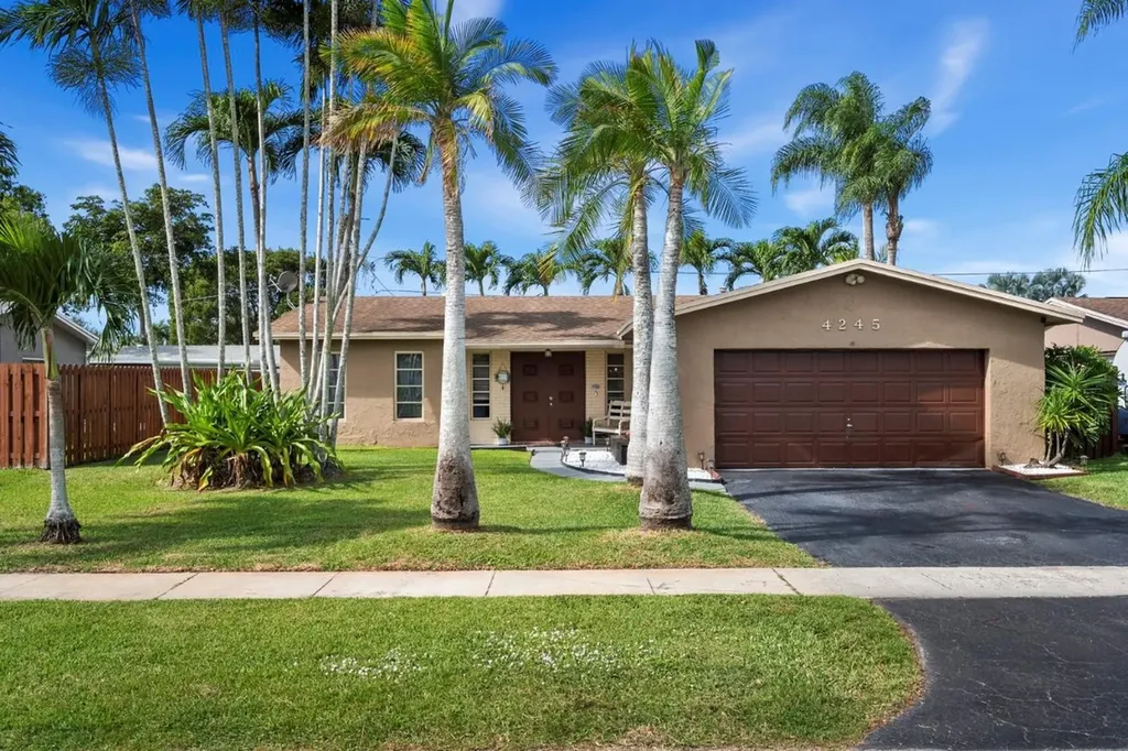 4245 NW 113th Terrace Sunrise FL 33323