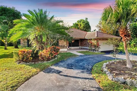 824 NW 110th Lane Coral Springs FL 33071