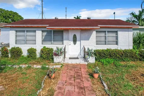 1301 SW Avenue C Place Belle Glade FL 33430