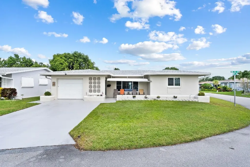 4903 NW 52nd Street Tamarac FL 33319