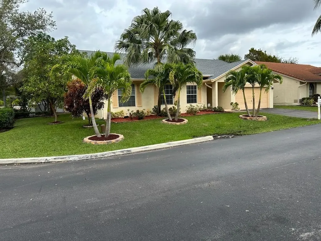 9857 NW 54th Place Coral Springs FL 33076