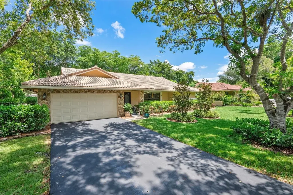 8833 NW 47th Drive Coral Springs FL 33067
