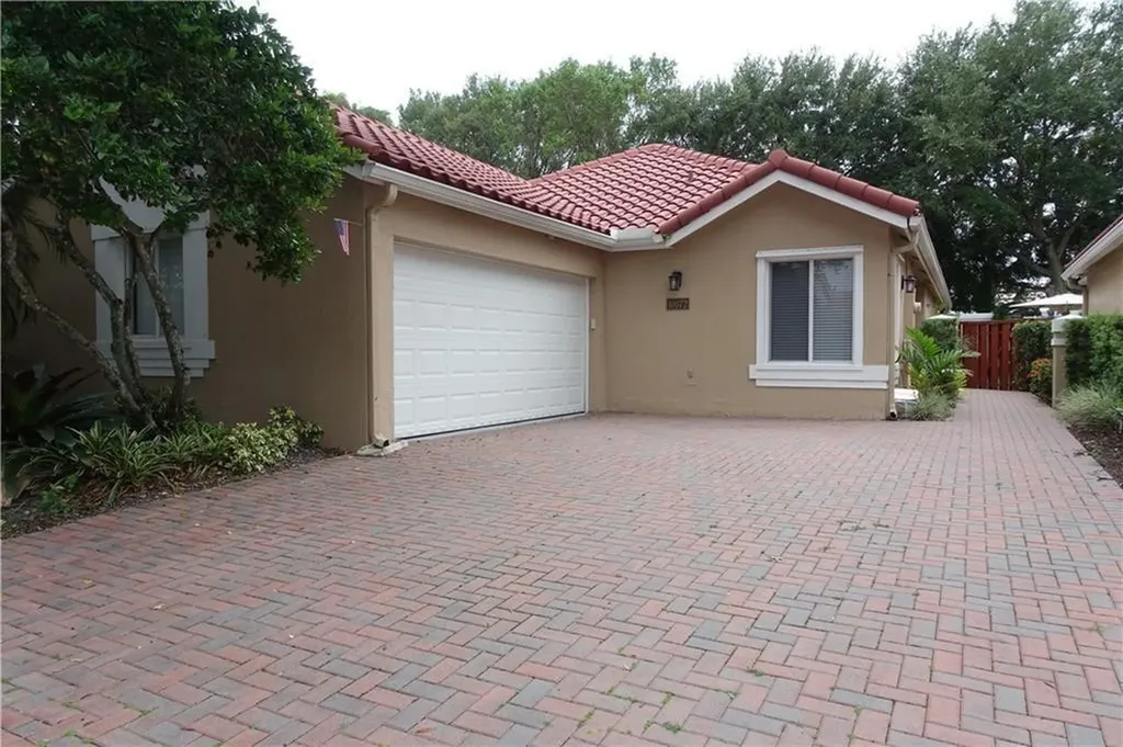 10072 NW 2nd Street Plantation FL 33324