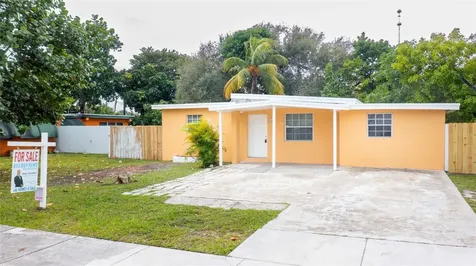 116 Virginia Road West Park FL 33023