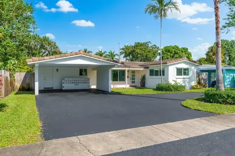 1715 NE 39th Street Oakland Park FL 33334