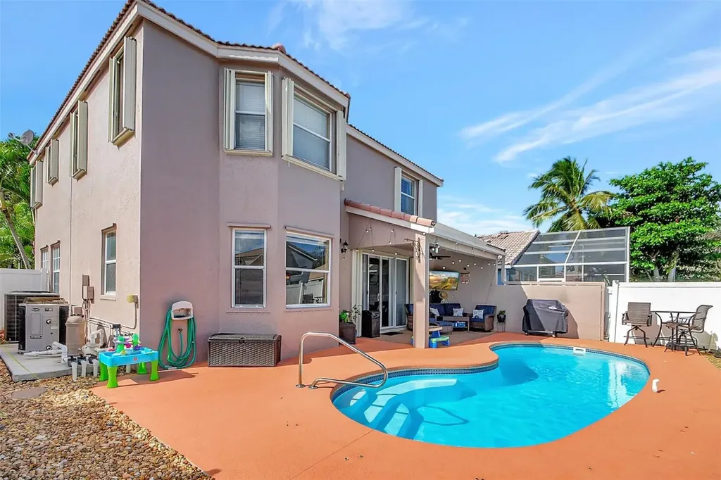 6591 Columbia Avenue Lake Worth FL 33467
