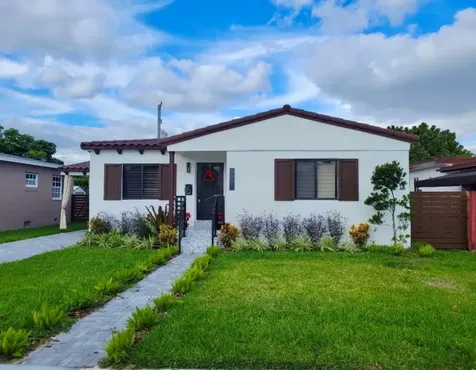 6831 SW 29th Street Miami FL 33155