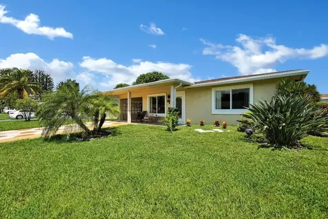 4807 NW 49th Court Tamarac FL 33319
