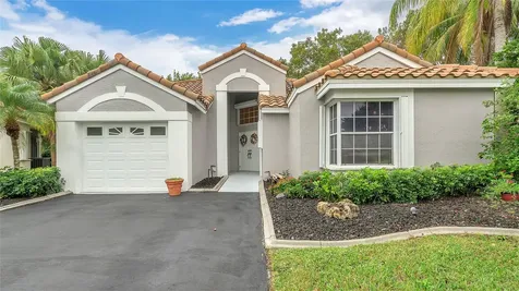 543 Bedford Avenue Weston FL 33326