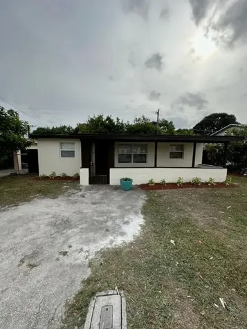 2360 NW 2nd Street Pompano Beach FL 33069