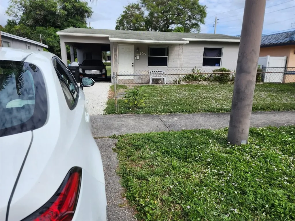 905 NW 5th Street Fort Lauderdale FL 33311