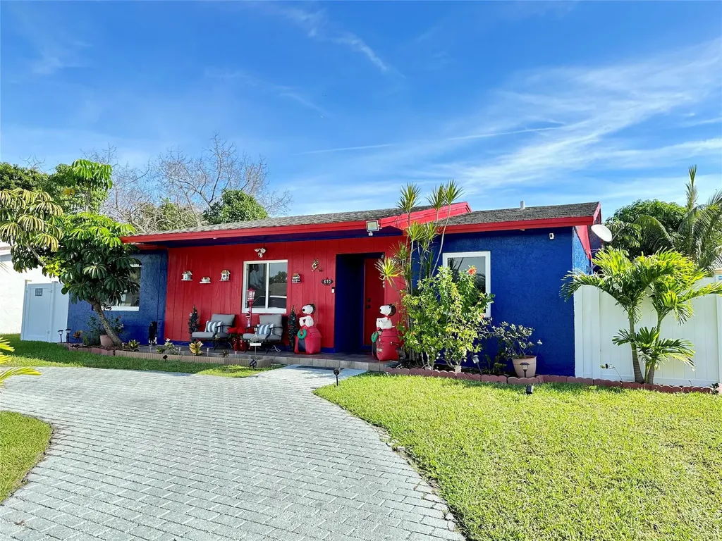 610 SW 76th Terrace North Lauderdale FL 33068