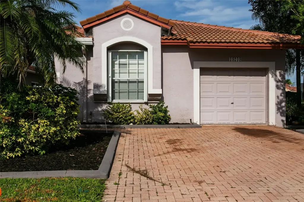 19249 NW 14th Street Pembroke Pines FL 33029