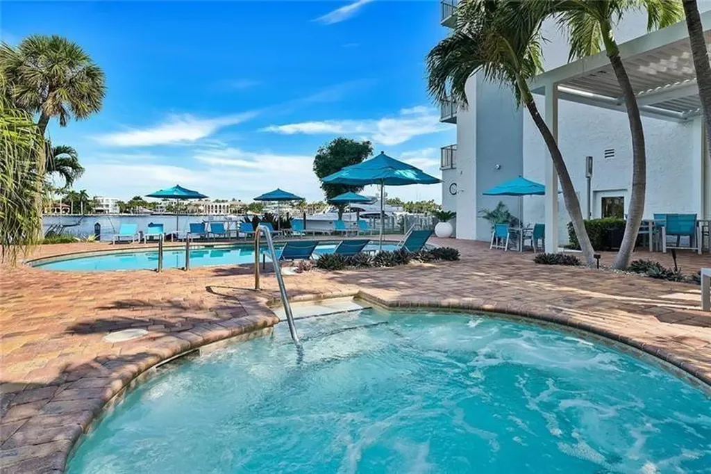 77 S Birch Road Fort Lauderdale FL 33316