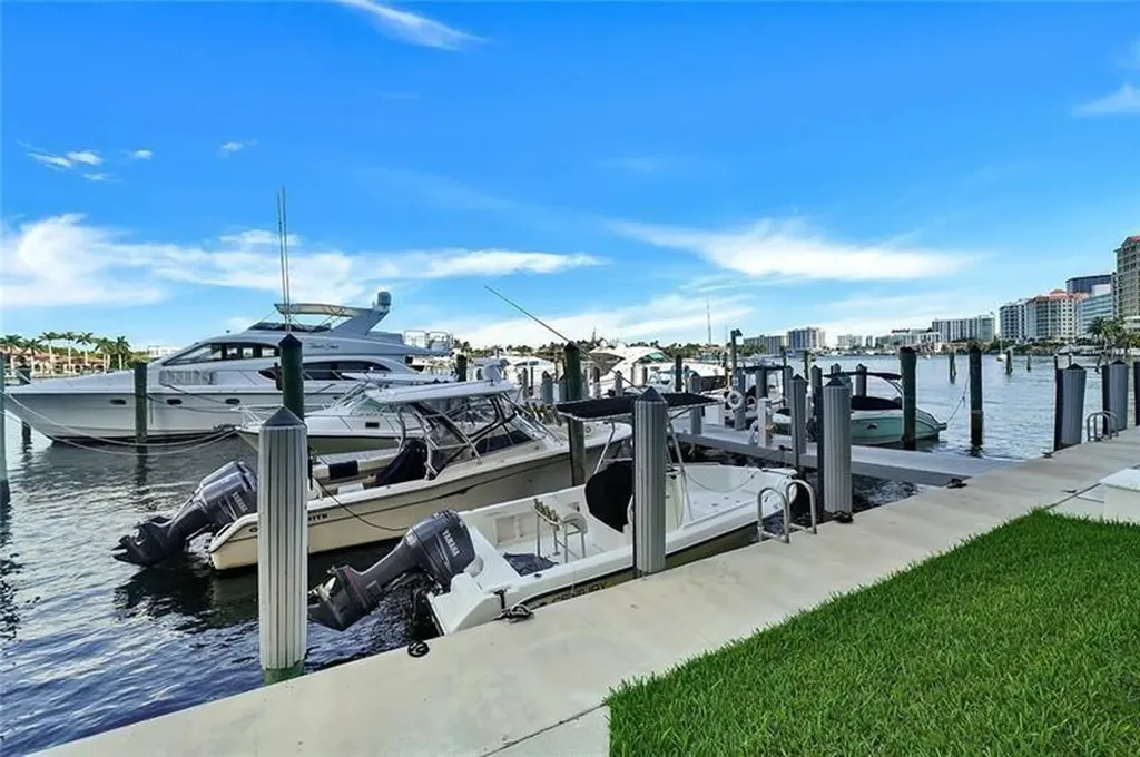 77 S Birch Road Fort Lauderdale FL 33316
